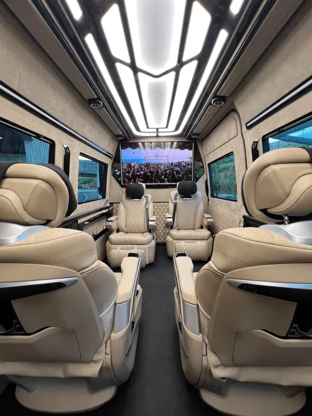 Mercedes Sprinter Luxury interior