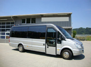 bus from Geneva to Courchevel